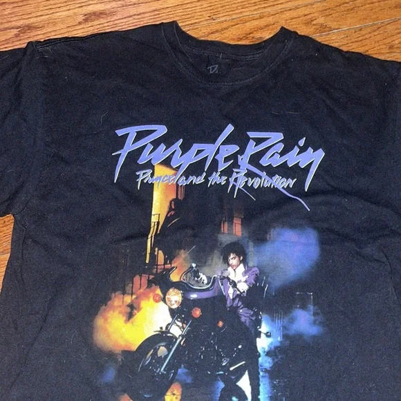 Prince - Picture 5 of 7